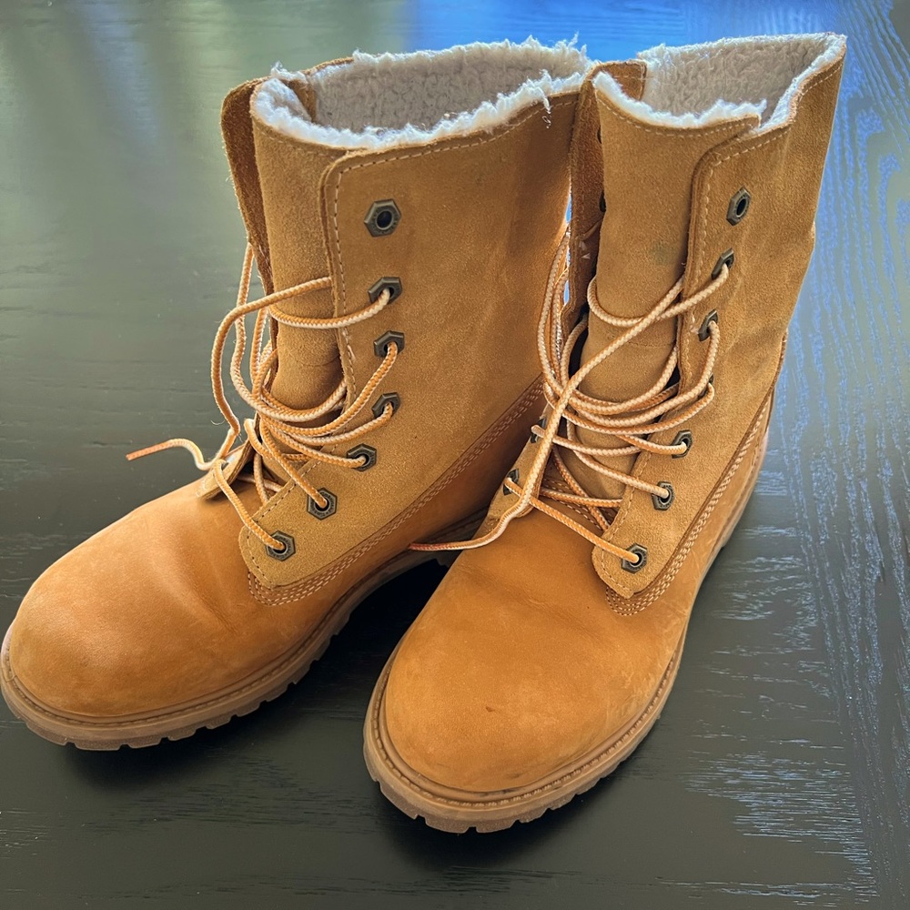 Authentic Timberland boots - Picture 4 of 6